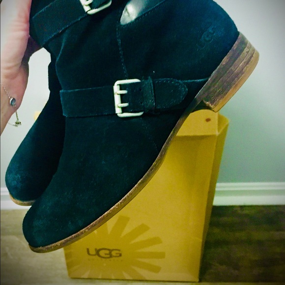 UGG black and suede riding boot - Picture 6 of 9